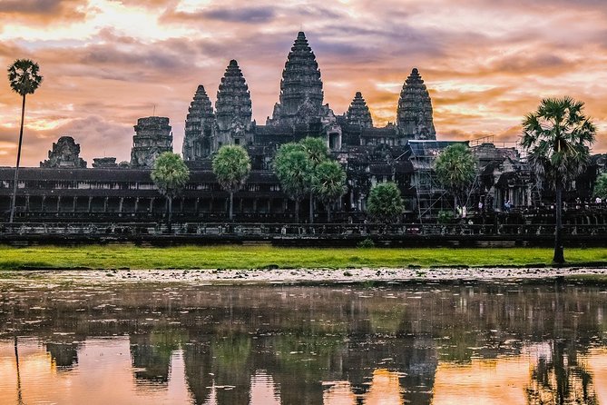 Angkor Wat Sunrise Private Tour by Tuk Tuk - Angkor Thom reveals the scale of a royal city