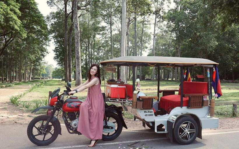 Angkor Wat Sunrise Private Tuktuk Tour in Siem Reap - Why the sunrise start is worth the early alarm