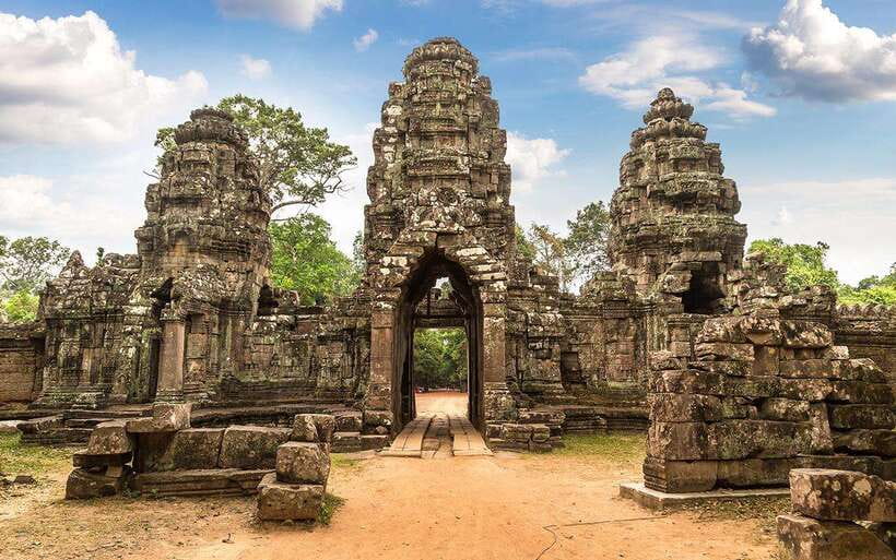 Angkor Wat Sunrise Private Tuktuk Tour in Siem Reap - Angkor Thom and Bayon show the Khmer capital at its grandest