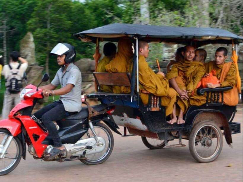 Angkor Wat Tour by Tuk-Tuk with English Speaking Driver - Angkor Thom and the calm faces of Bayon