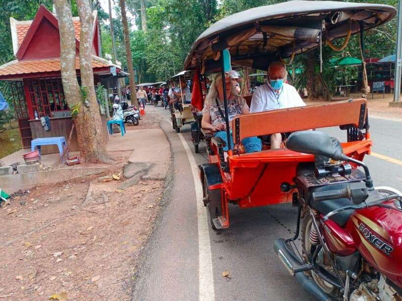 Angkor Wat Tour by Tuk-Tuk with English Speaking Driver - Ta Som and Banteay Kdei add smaller-scale detail