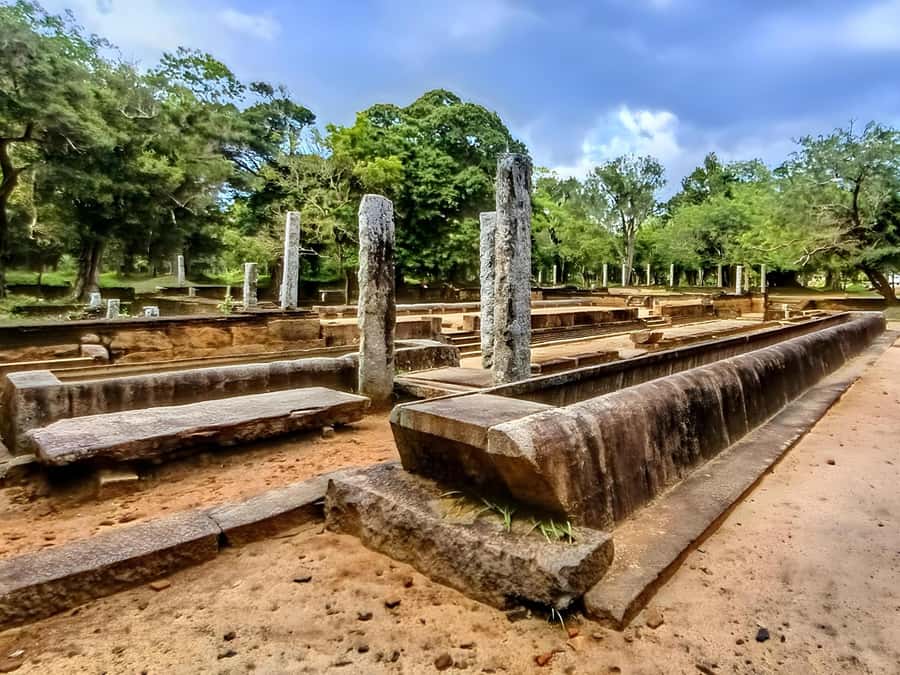 Anuradhapura: Tuk Tuk Tour - Ancient City with Audio Guide - The moonstone and Jethawanaramaya