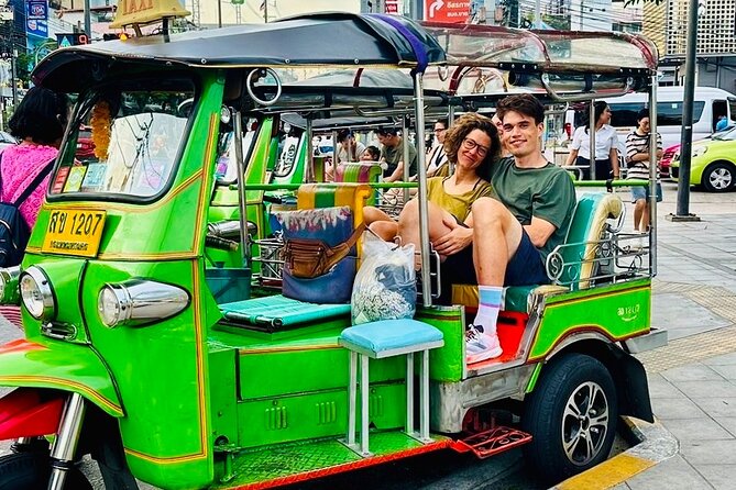 Bangkok 3-in-1 Tour: Longtail Boat,TukTuk & Street Food Adventure - The guides make the difference