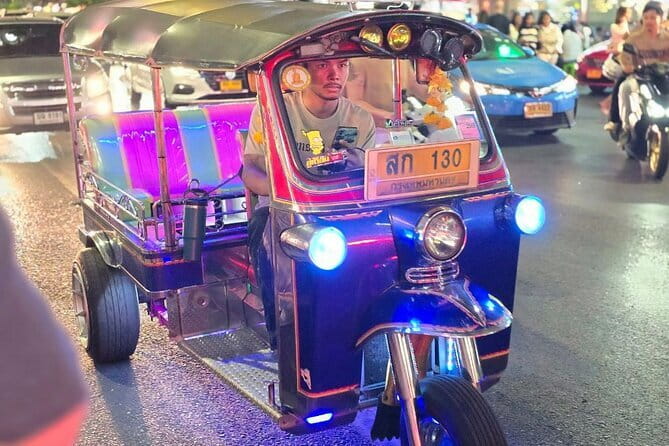 Bangkok: A 4 Hours Tuk Tuk Sightseeing Tour At Iconic Landmarks - Wat Arun by ferry, seen from the outside