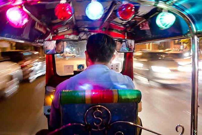 Bangkok by Night Tuk Tuk Tour: Markets, Temples & Food - Meeting in Bangkok at 6 pm
