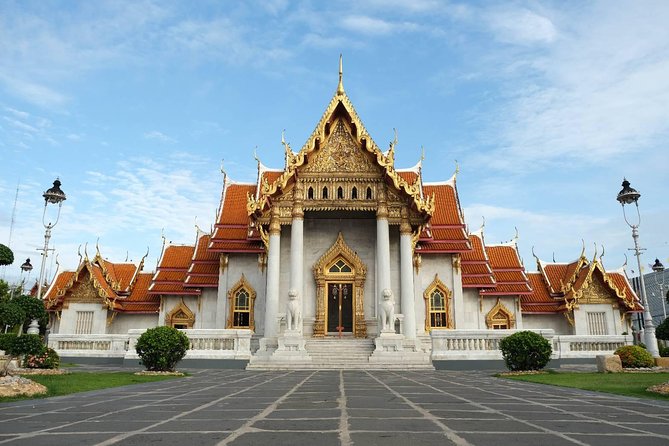 Bangkok Combo: Tuk Tuk App Pass, Chao Phraya Boat & E-sim - What is not included