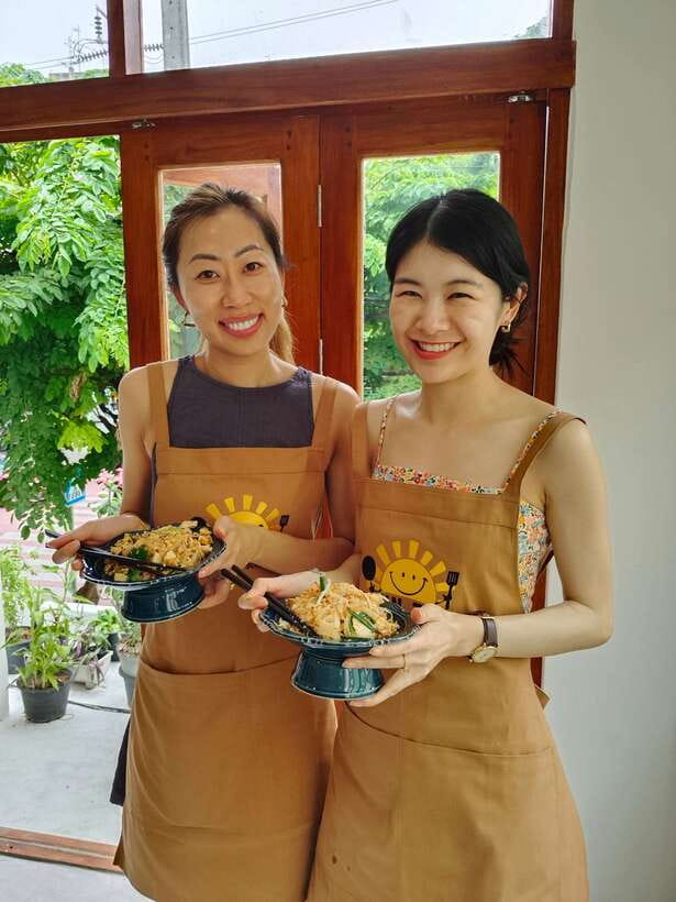 Bangkok: Cooking Class + Tuk Tuk Ride + Market Tour - The Instructors Make a Real Difference