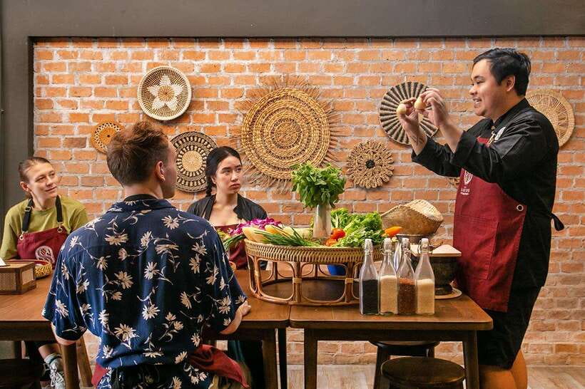 Bangkok: Cooking Class with Market Visit & Tuk Tuk Ride - Key points to know before booking