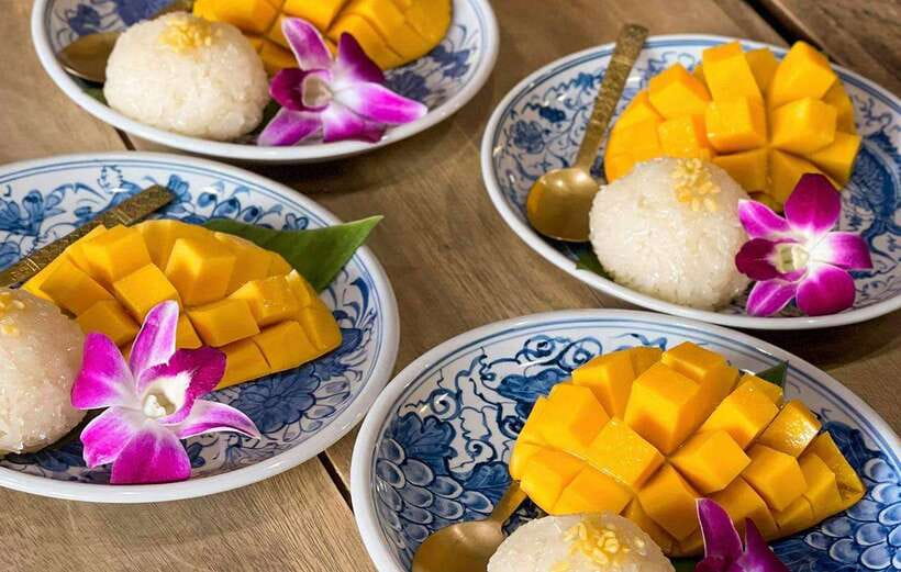 Bangkok: Cooking Class with Market Visit & Tuk Tuk Ride - Seeing Bangkok’s largest fresh market
