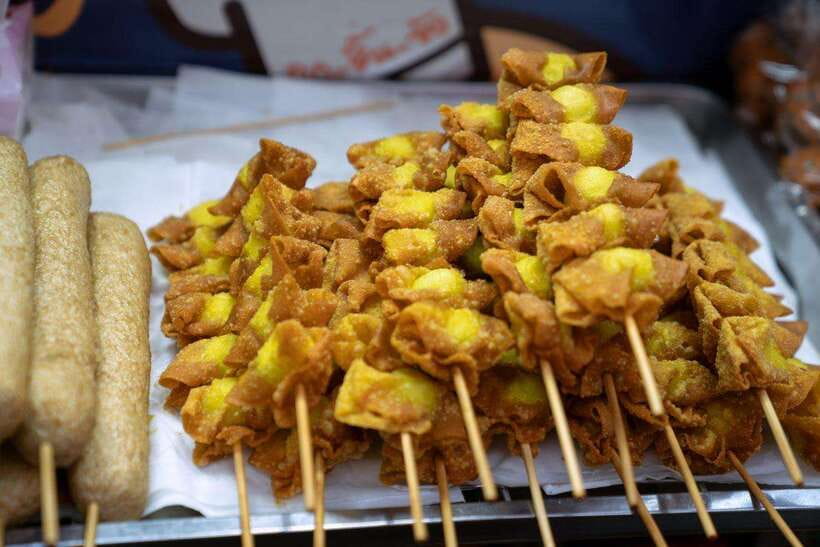 Bangkok Electric Tuk Tuk: Street Food & Markets - A street-level introduction to Thonburi
