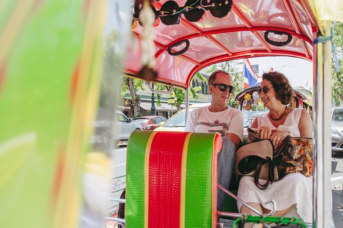 Bangkok Electric Tuk Tuk: Thonburi, Wang Lang & Food Tour - Sanam Chai to Thonburi by electric tuk-tuk