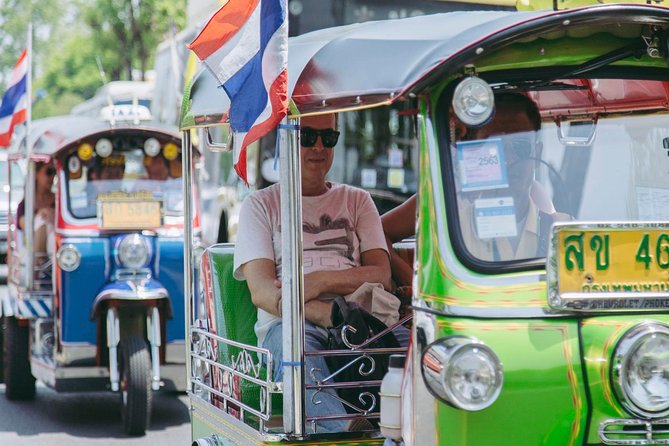 Bangkok Electric Tuk Tuk: Thonburi, Wang Lang & Food Tour - Thonburi Train Station and old locomotives