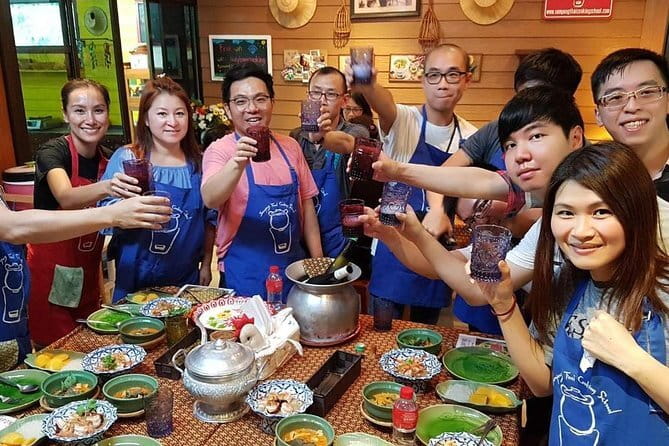 Bangkok Evening Food Tour by Tuktuk - Phra Nakhon serves up the bold flavors of Isan