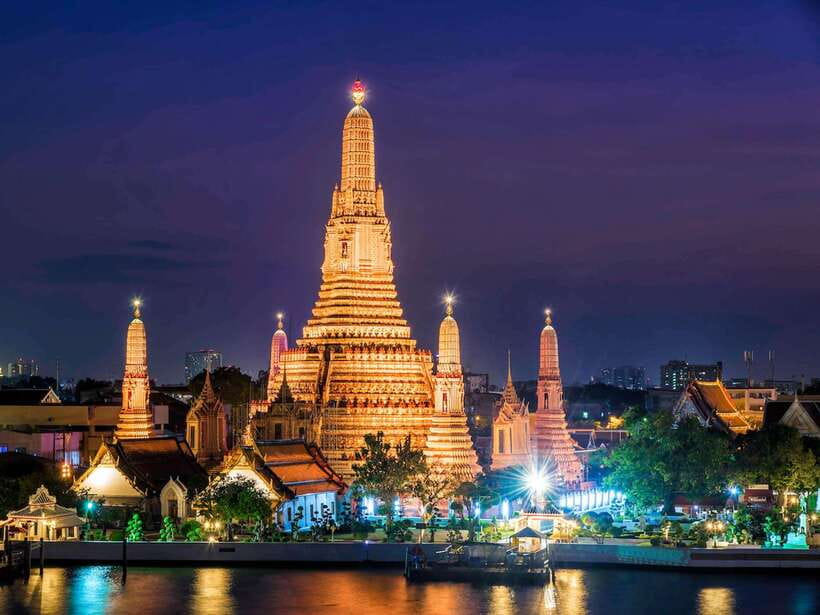 Bangkok: Evening Tour with Wat Arun, Wat Pho & Tuk Tuk Ride - Why an evening temple tour works in Bangkok