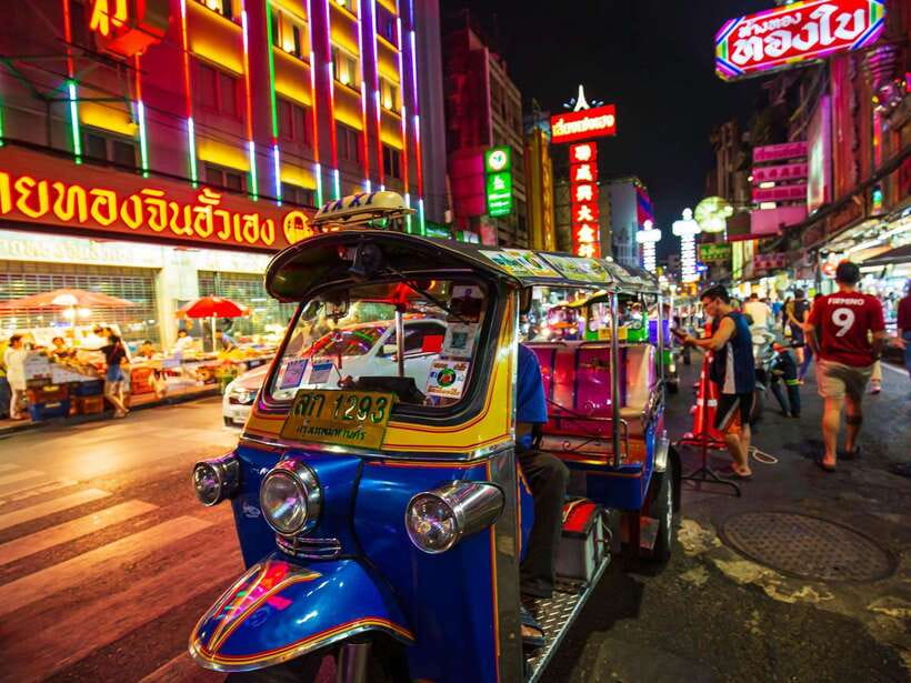Bangkok: Evening Tour with Wat Arun, Wat Pho & Tuk Tuk Ride - Should you book it?
