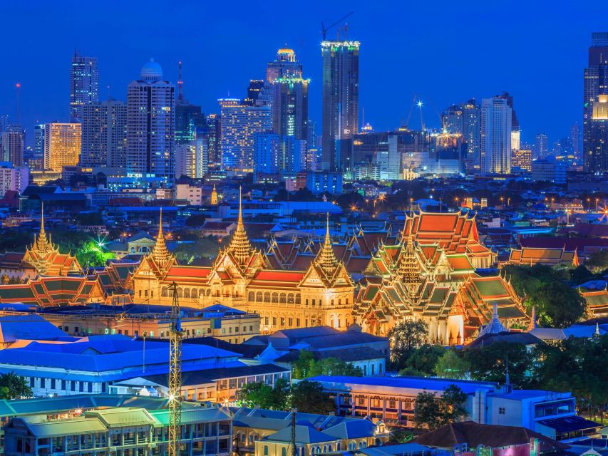 Bangkok: Evening Tour with Wat Arun, Wat Pho & Tuk Tuk Ride - The tuk-tuk ride from Wat Pho to Yaowarat