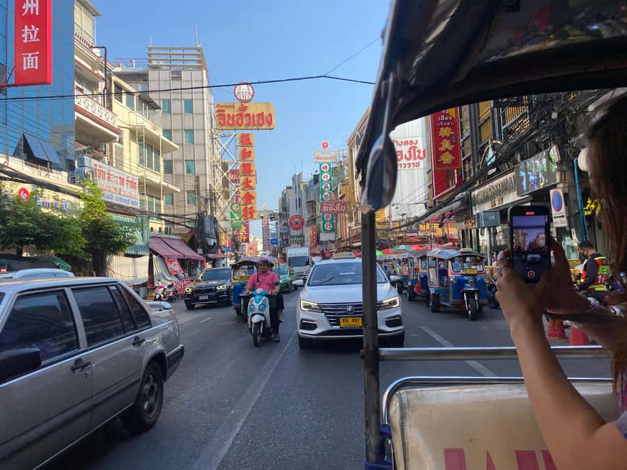 Bangkok: explore Wat Pho + tuk tuk sightseeing - What the $41 price includes and leaves out
