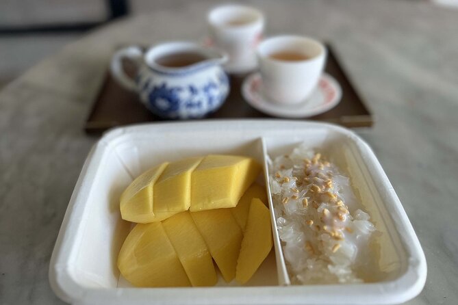 Bangkok Michelin Food Tour (3 Stops, 8 tastings) - A small group makes the route easier