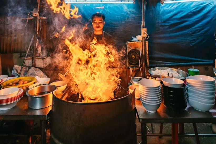 Bangkok: Midnight Food Tour by Tuk-Tuk - Isan food, fried noodles, desserts, and brave bites