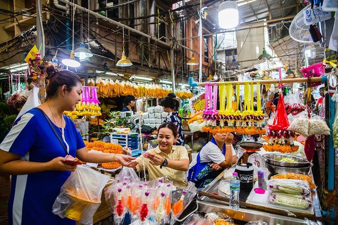 Bangkok Midnight Food Tuk Tuk Tour - The rooftop finish with Wat Arun in view