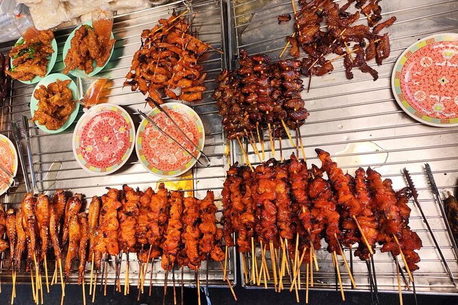 Bangkok Night Eats by Tuk Tuk - Hotel-pickup & Dinner - Suan Mali chicken noodles at Klang Hospital Junction