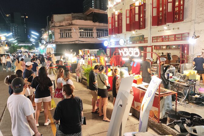 Bangkok Night Eats by Tuk Tuk - Hotel-pickup & Dinner - More than 10 tastings, but not a standard restaurant dinner