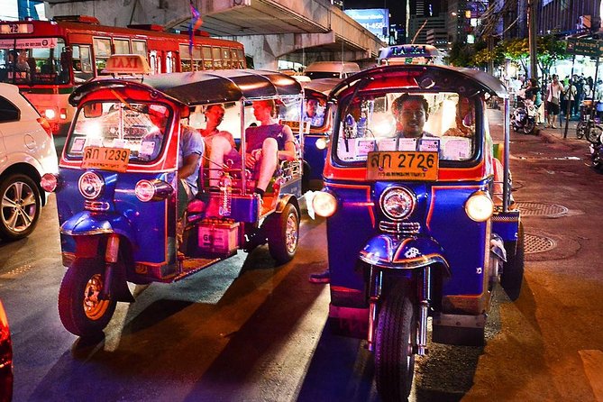 Bangkok Night Lights: Famous Landmarks by Tuk Tuk - Wat Pho after the daytime rush
