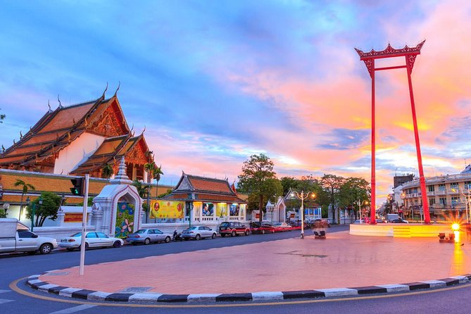 Bangkok Night Lights: Temple & City Tour by Tuk Tuk (SHA Plus) - Wat Pho at night, with time to walk