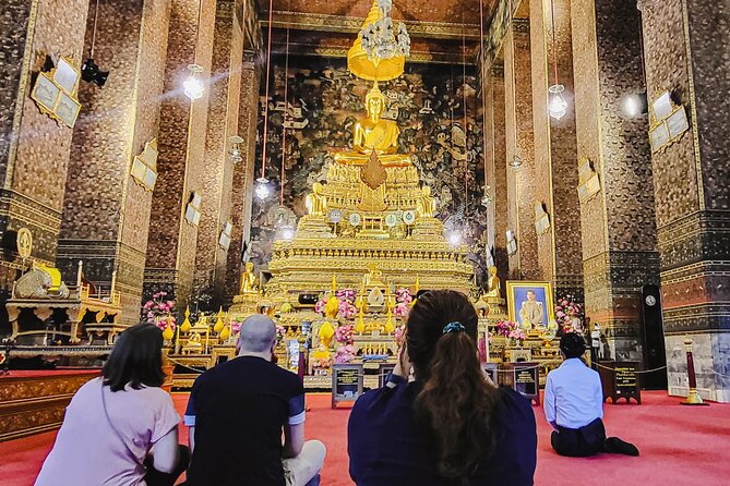 Bangkok Night Tour: Wat Arun, Wat Pho, Chinatown & Tuk Tuk Ride - What is included, and where to watch the fine print
