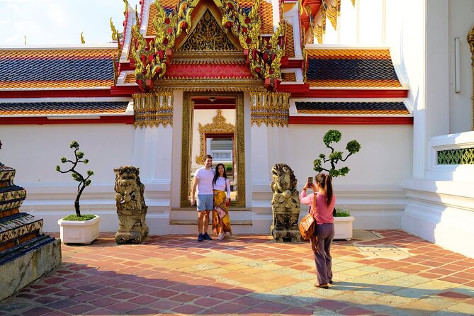 Bangkok Thrilling Tuk Tuk Tour (Private & All-Inclusive) - What your guide adds