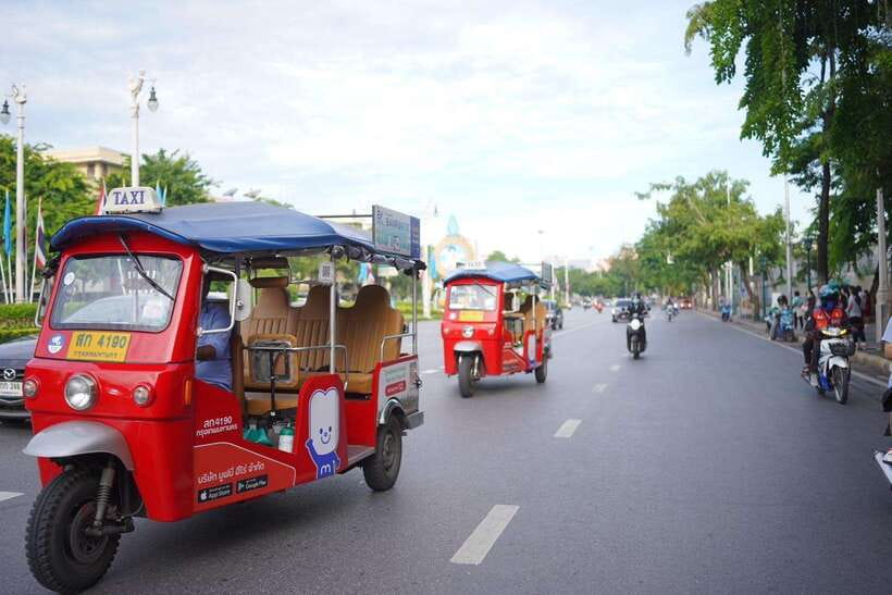 Bangkok: Tuk Tuk Day Pass App & Boat Chao Phraya River - Price, value, and what is not included