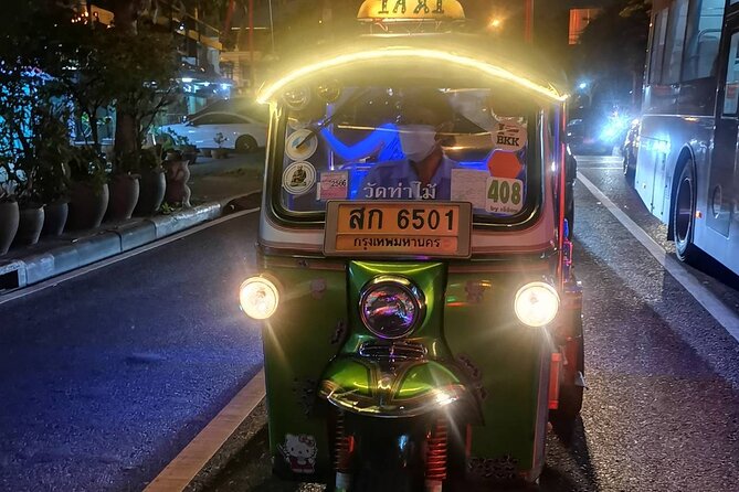 Bangkok Tuk Tuk Food Tour By Night - Chinatown food stops and the first tastings
