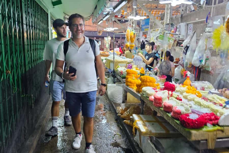 Bangkok Tuk Tuk Night Tour with Chinatown visit - The Giant Swing and a piece of Bangkok’s past