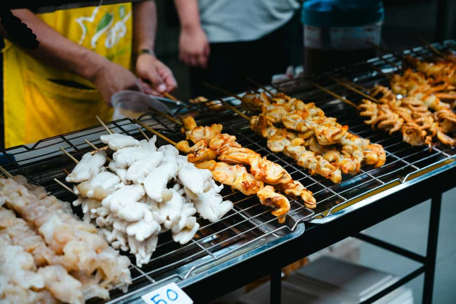 Bangkok: Tuk Tuk Tour - Chinatown is the evening’s main payoff