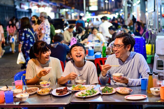 Bangkok Tuk-Tuk Tour by Night with Chinatown Street Food Meal - Pak Khlong Talat, Bangkok’s flower market