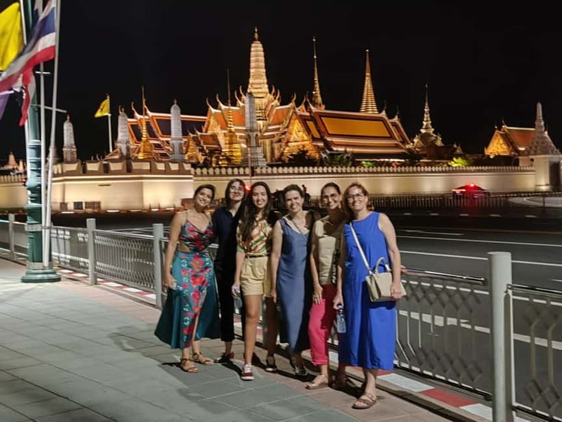 Bangkok Tuk Tuk Tour with Hotel Pick up and Dinner - Why an evening tuk tuk is a smart way to see Bangkok