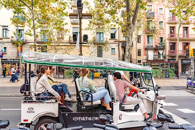 Barcelona Historical Tour with Local Guide in Eco Tuk Tuk Private - La Pedrera and Casa Batlló along Passeig de Gràcia