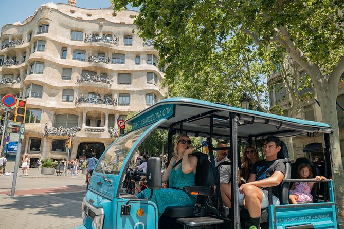 Barcelona Panoramic Private Tuk Tuk Tour - Why a tuk tuk works well in Barcelona