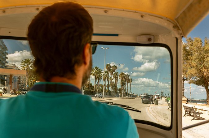 Bari Tuk Tuk tour along the coast - Lungomare and Murat: the best stretch for open views