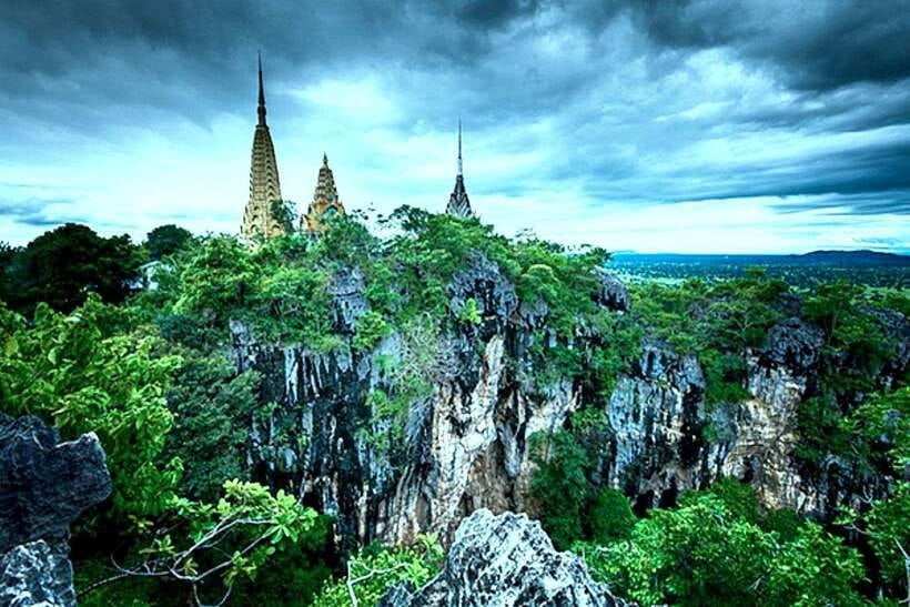 Battambang: Bamboo Train, Bat Cave, Killing Cave by Tuk Tuk - A tuk-tuk route through Battambang