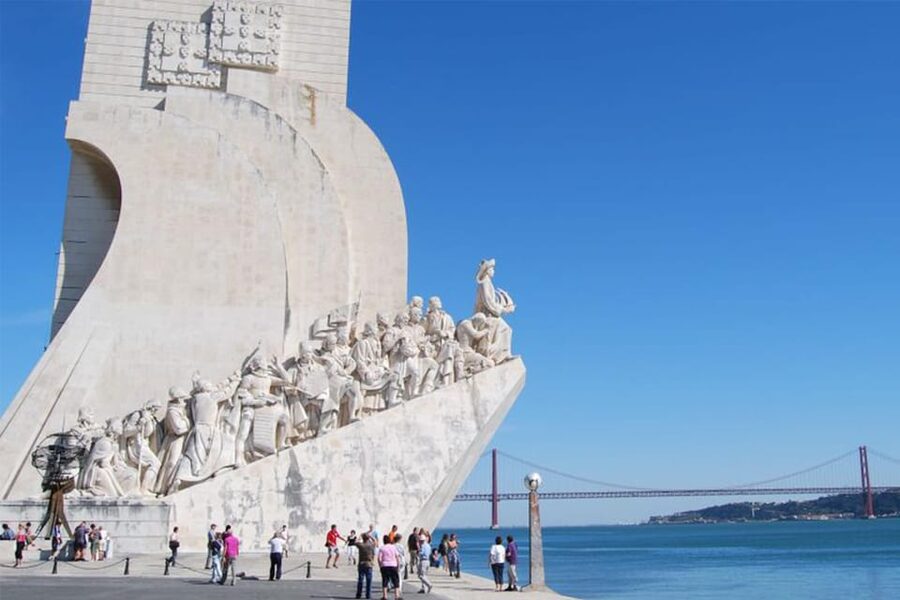 Belem: 4-HOUR Guided Tuk Tuk Tour in Historic BELEM - A scenic run along the Tagus