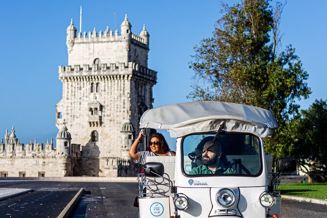 Belém Private Tuktuk Tour - Pastéis de Belém: a ten-minute taste of Lisbon
