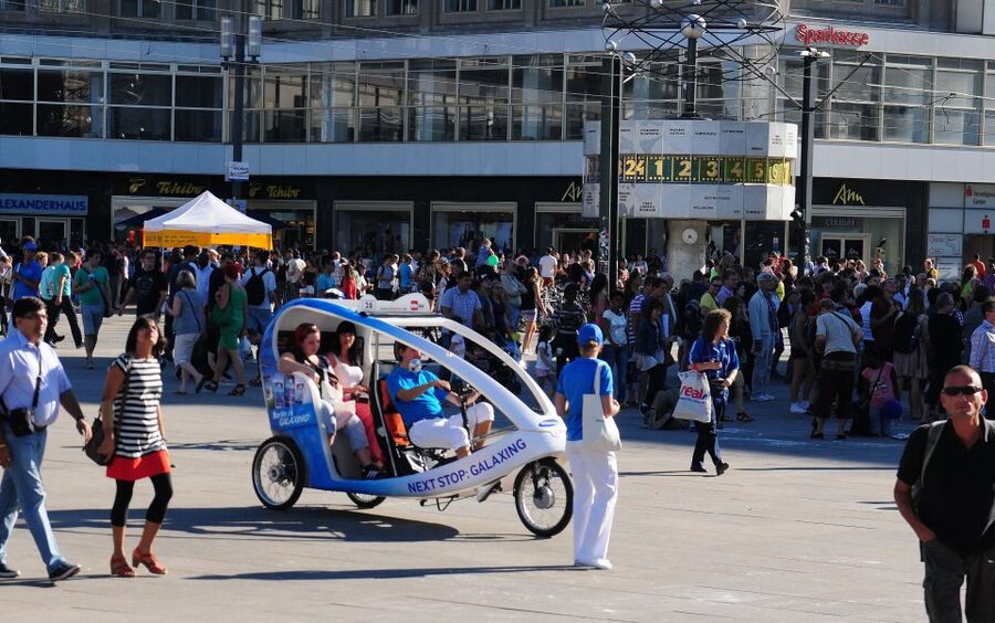 Berlin: Private Guided E-Rickshaw Tour - Why an e-rickshaw works so well in Berlin