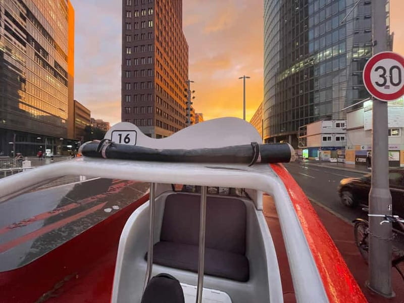 Berlin: Private Sightseeing Tour in an E-Rickshaw - Why a private e-rickshaw works well in Berlin