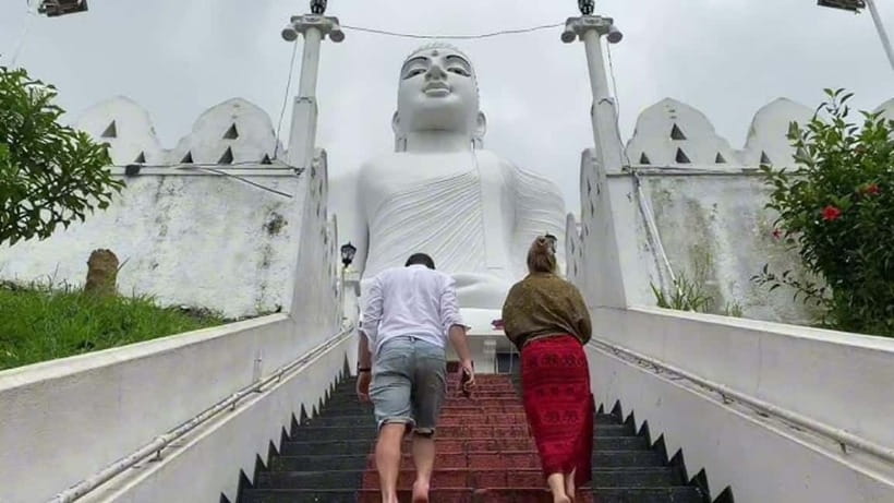 Best Private Kandy City Tour by Tuk Tuk with Local Guide - Asgiriya Stupa and the Big Buddha