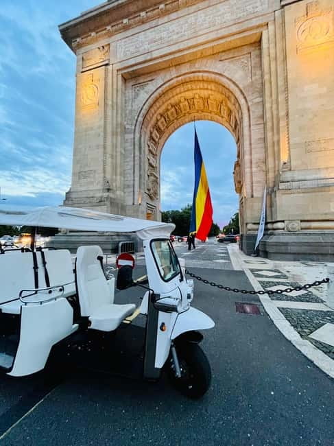 Bucharest: Best of Bucharest Private Tuk-Tuk Tour - Starting in Old Town and crossing University Square