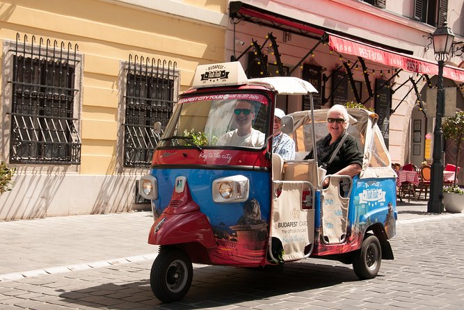 Budapest Private Tuk Tuk Half-Day Tour - Crossing the Danube to Gellért Hill