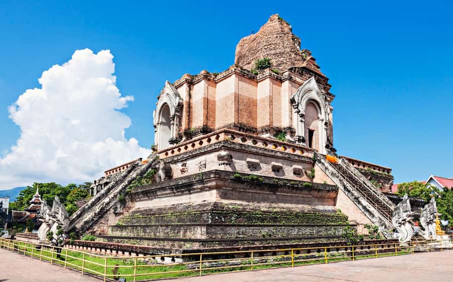 Chiang Mai: Half-Day Private City Tour by Tuk Tuk - Booking details that affect the value