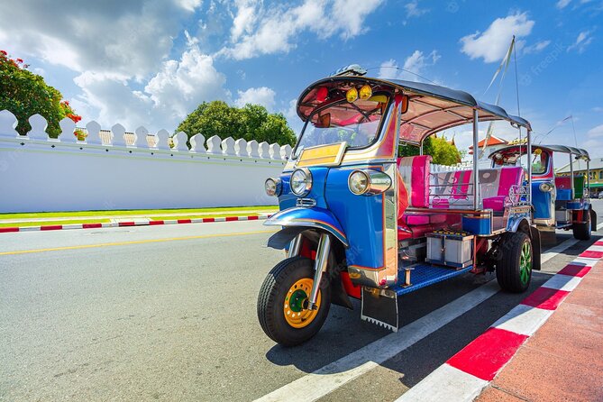 Chiang Mai Private Tuk Tuk Tour Half Day Old City Adventure - Why this half-day tuk tuk ride works well