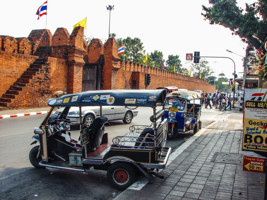 Chiang Mai: Private Tuk Tuk Tour of City Temples With Pickup - Key points to know before booking